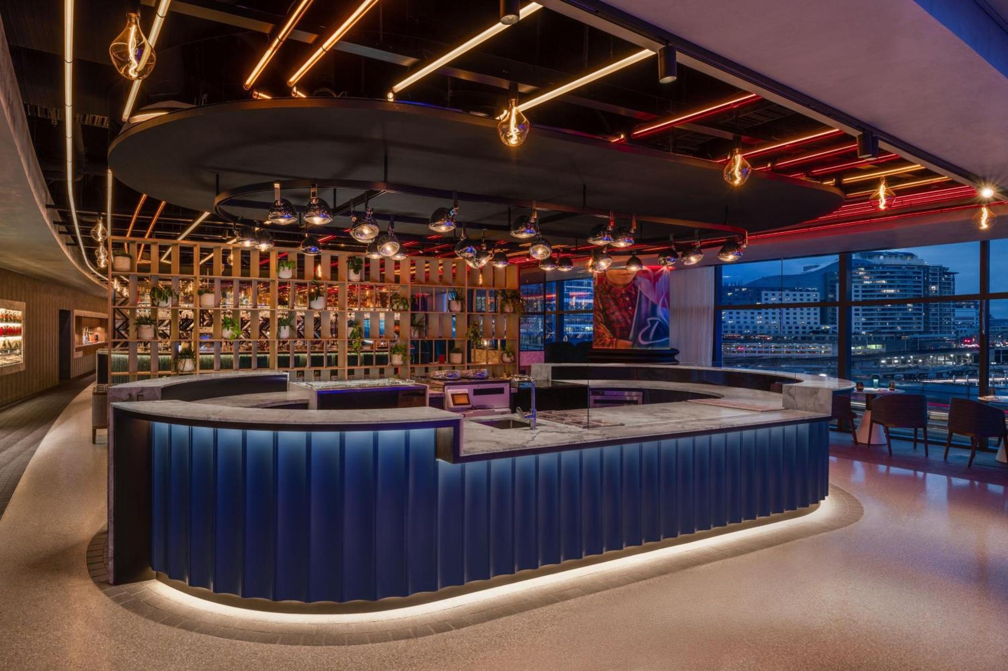 W Sydney Hotel Екстериор снимка The bar at the Virgin Atlantic Clubhouse at London Heathrow Airport