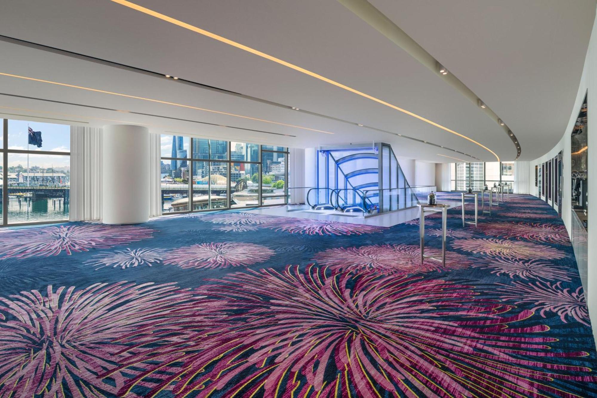 W Sydney Hotel Екстериор снимка The carpet at the Westin